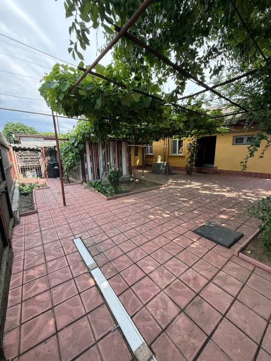 Casa cu teren în proprietate Palazu Mare – fotografia 2 din 18