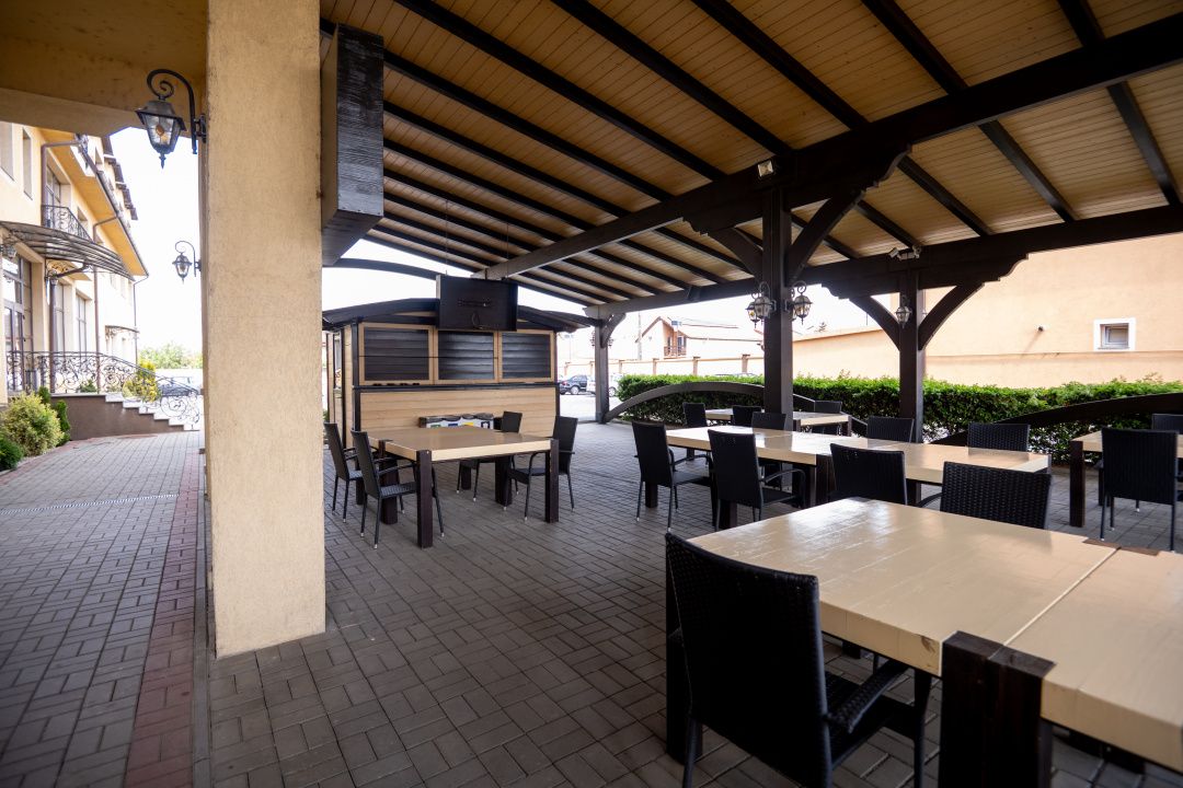 Hotel Miky Arad de vanzare | Investitie cu utilizari multiple | 42 camere cazare – fotografia 64 din 66