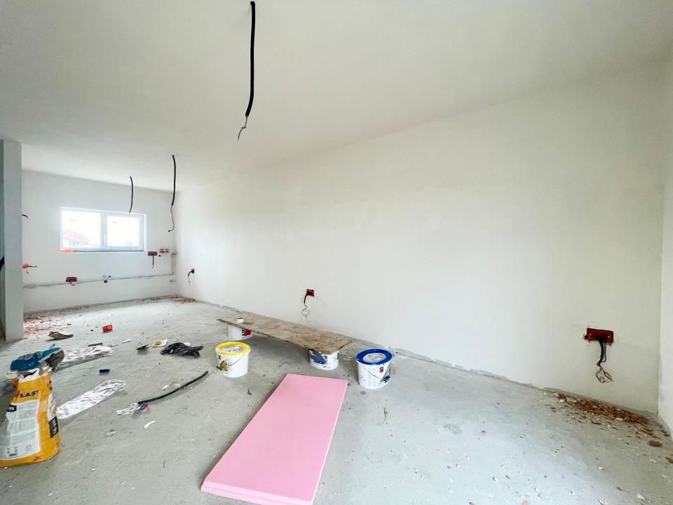 Duplex 3 camere, toate utilitatile - Mosnita Noua – fotografia 3 din 10