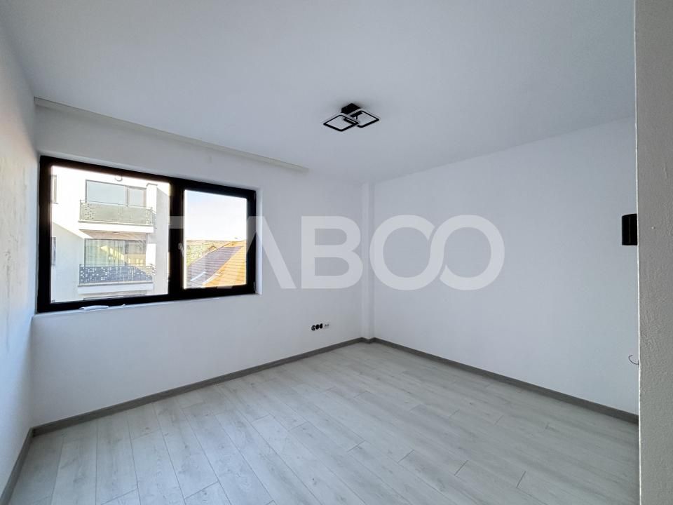 Apartament 3 camere in zona Ira Someseni cu parcare subterana – fotografia 3 din 9
