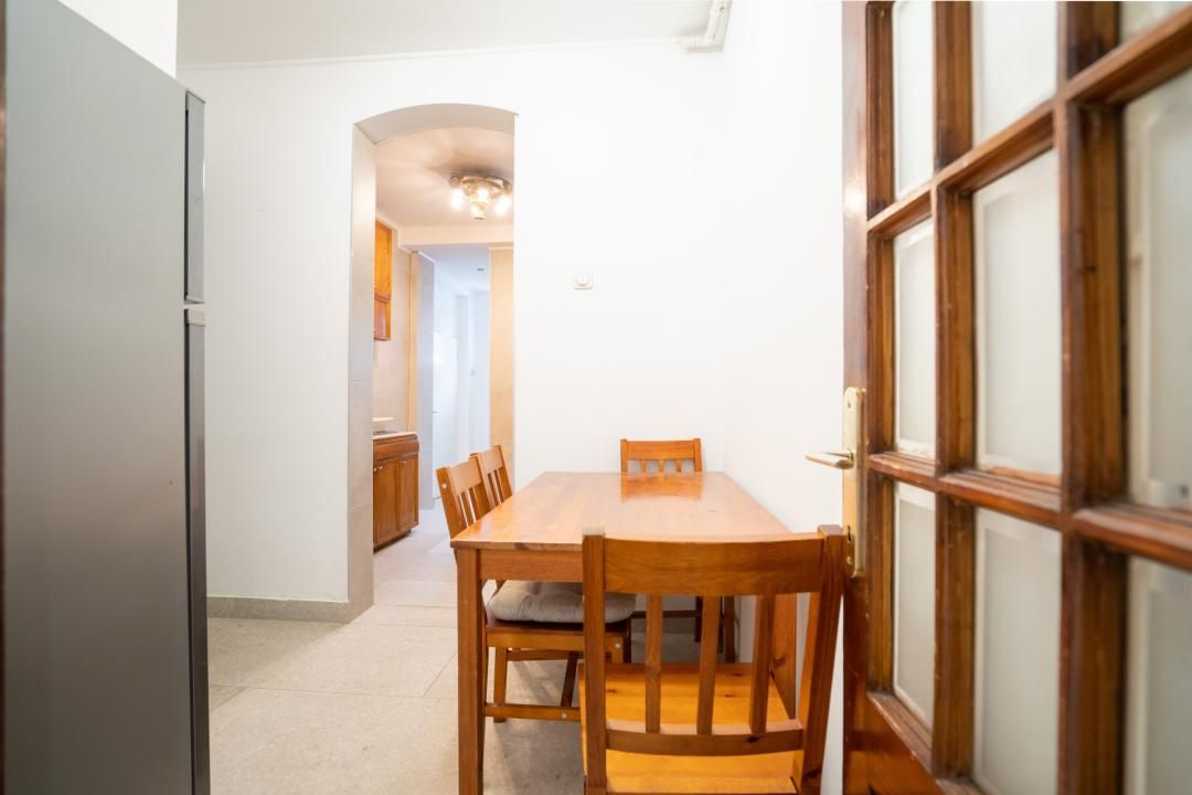 6-Room Apartment 🕰️ Cismigiu Garden 🕰️ Private Heating System 🕰️ Parking – fotografia 23 din 43