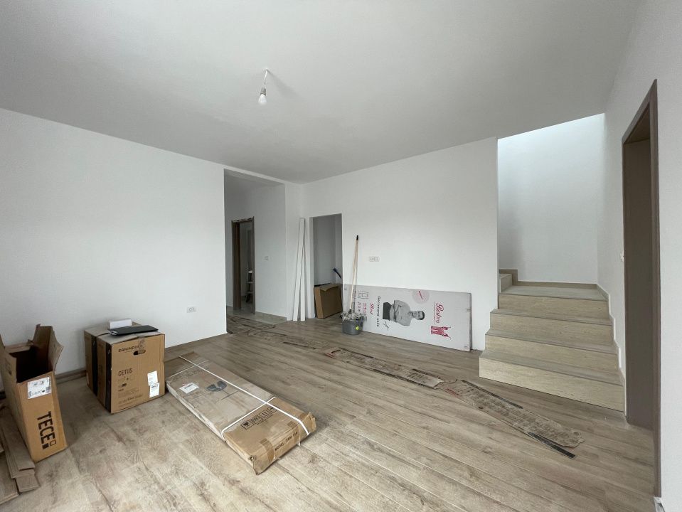 Duplex modern cu 4 camere - Mosnita Noua – fotografia 4 din 13