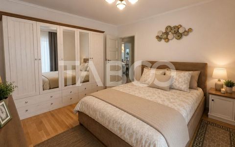 Apartament de vanzare 4 camere balcon boxa lift bloc nou zona Centrala