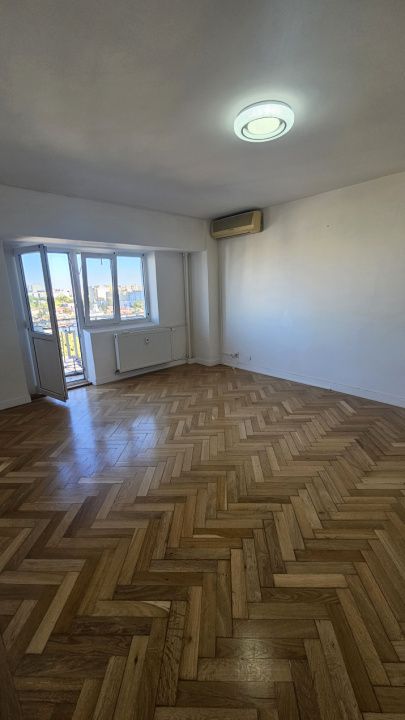 Garsoniera Piata Alba Iulia/ Decebal/ nemobilata/ bucatarie mobilata – fotografia 3 din 12