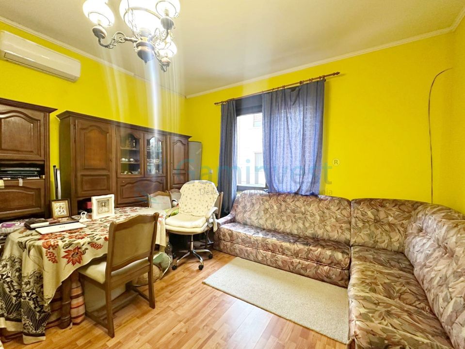Doua case independente,singur in curte, central, Oradea – fotografia 8 din 10