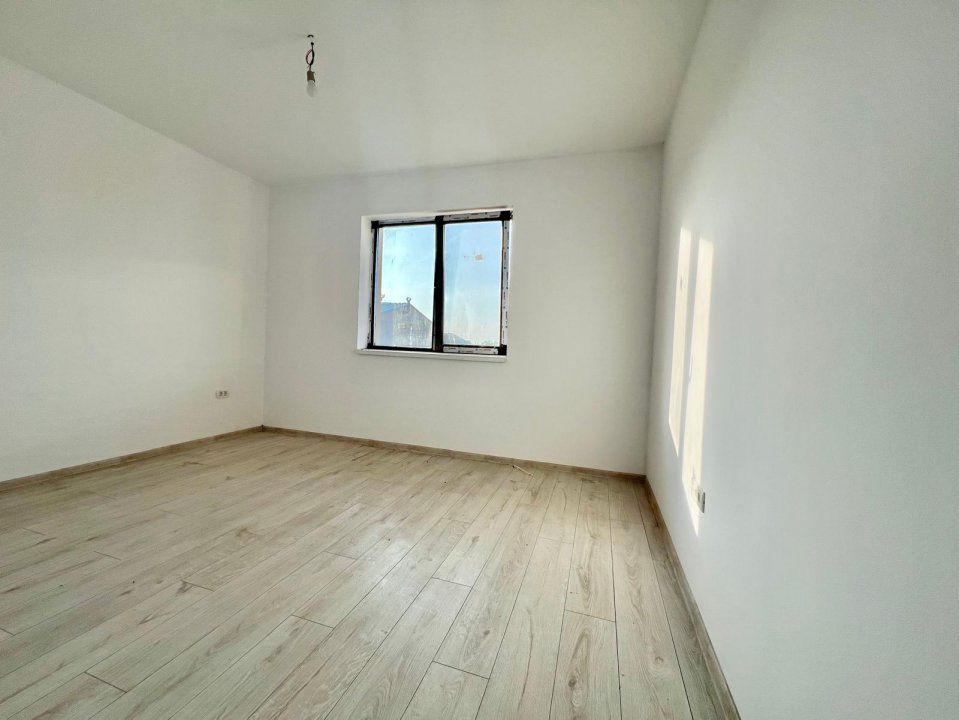 Casa individuala de vanzare cu 4 camere si teren de 532 mp, zona Remetea Mare – fotografia 5 din 14