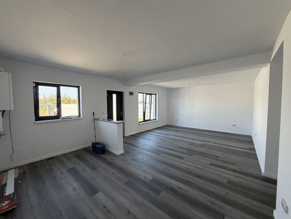 Casa parter, 85mp utili, 322mp teren, Carcea, zona pepinierei – fotografia 3 din 8