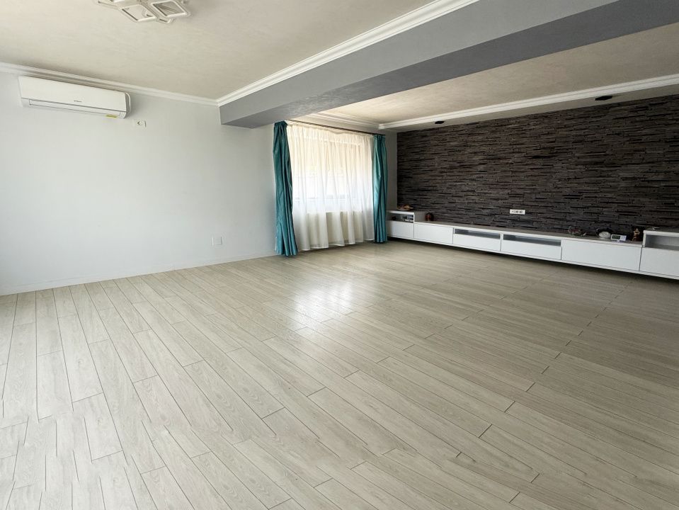 Vila tip duplex în Cumpăna-ideală pentru două familii sau o familie numeroasa – fotografia 2 din 24