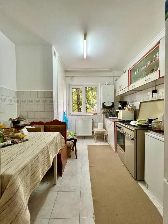 Apartament 4 camere, decomandat, 76mp utili, etaj 1 - Zona Soarelui – fotografia 7 din 12
