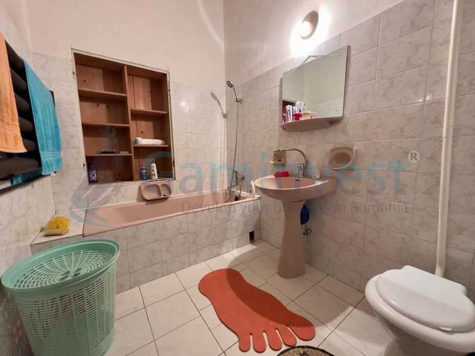 Apartament la casă ultracentral – fotografia 10 din 15