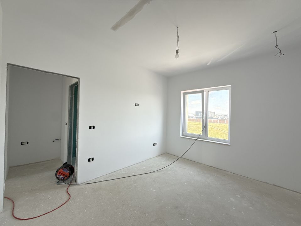 COMISION 0% Apartament cu 3 camere si terasa de 25 mp, etaj 1 - Torontalului – fotografia 9 din 18