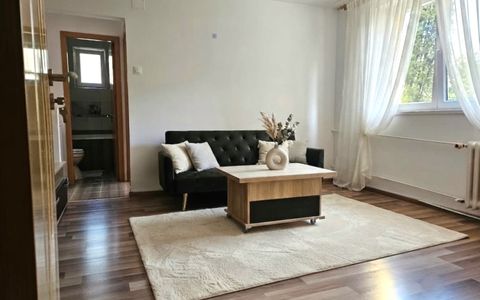 Apartament cu 2 camere si parcare pe strada Alverna