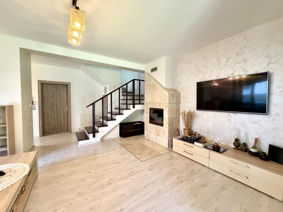 Duplex cu perete dublu, 108 mp utili, 303 mp teren - Dumbravita, zona Kaufland – fotografia 1 din 16