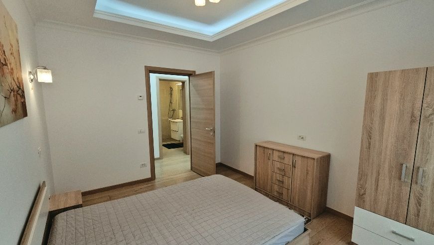 Laguna Residence | 4 camere | Centrala Proprie | Loc Parcare | Vedere Lac | – fotografia 9 din 16