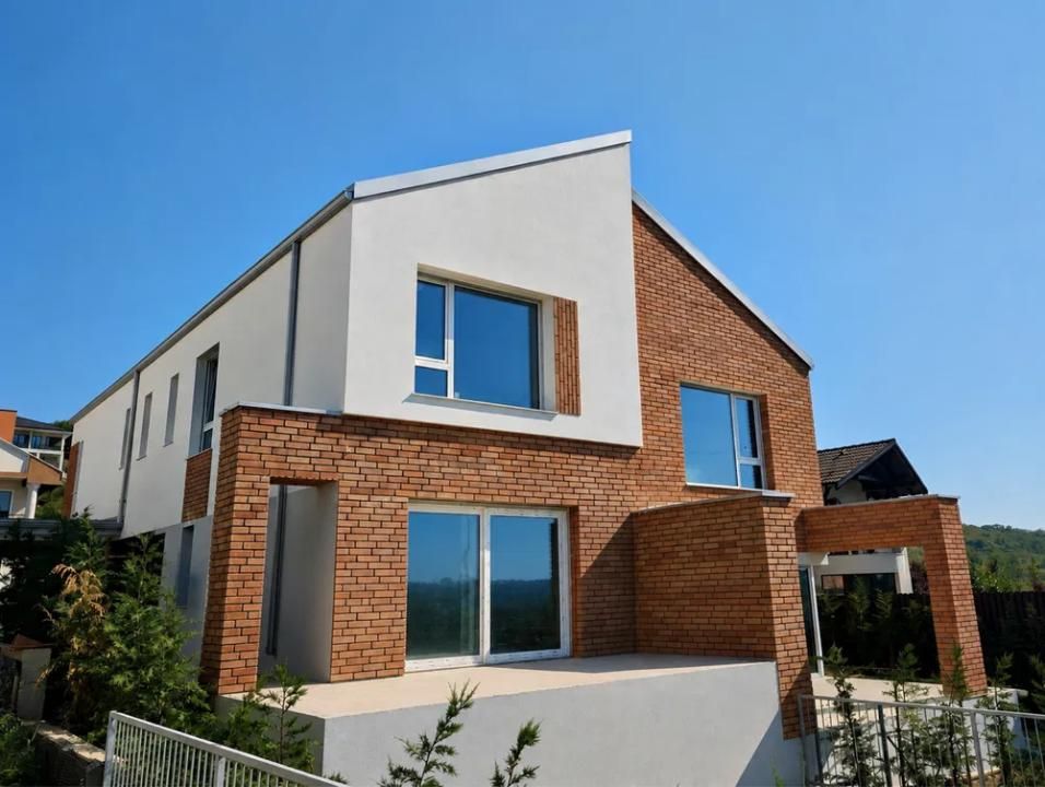 Casă tip duplex | 136mp utili | 325mp teren | garaj | cartier Voroneț – fotografia 1 din 6