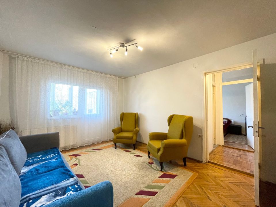 Apartament 3 camere, 2 bai, etaj 2 - Girocului – fotografia 1 din 12