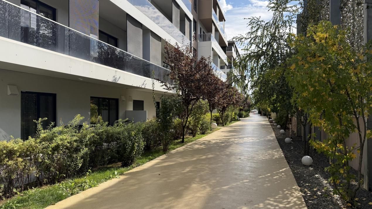 Apartament 2 camere, balcon 13 mp, piscină interioară – Iancu Nicolae, Pipera – fotografia 2 din 20