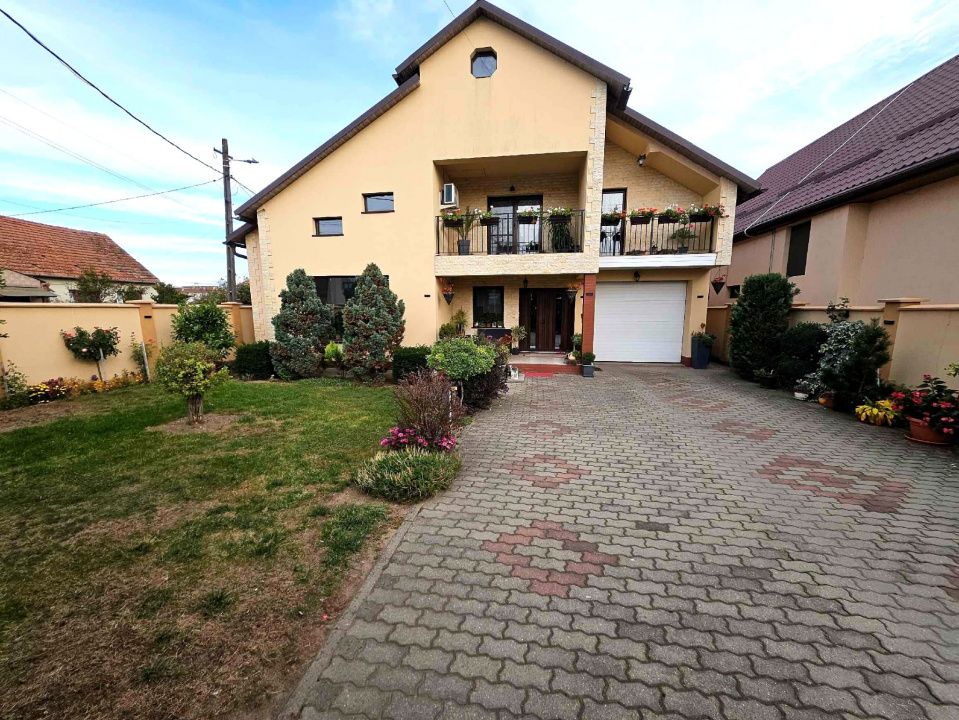 Casa individuala 4 camere P+M, teren 468 mp, constructie 2015- Lipova- Arad – fotografia 2 din 25