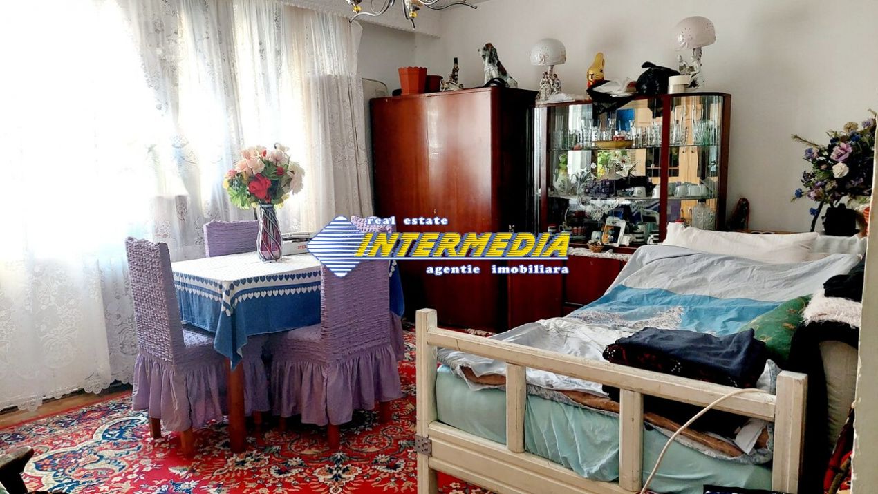 Apartament 2 camere de vanzare Alba Iulia zona Cetate etaj 1 – fotografia 2 din 6