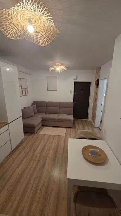 Apartament 2 camere, etaj intermediar, zona Porii, Floresti – fotografia 3 din 7