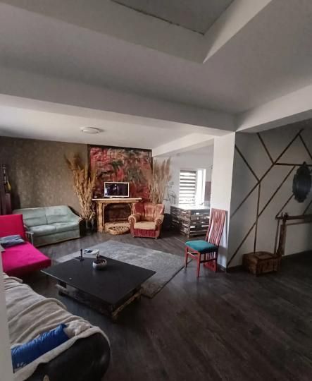 Casa 3 Camere | Pantelimon | Centrala Proprie | Parcare | Curte – fotografia 1 din 9