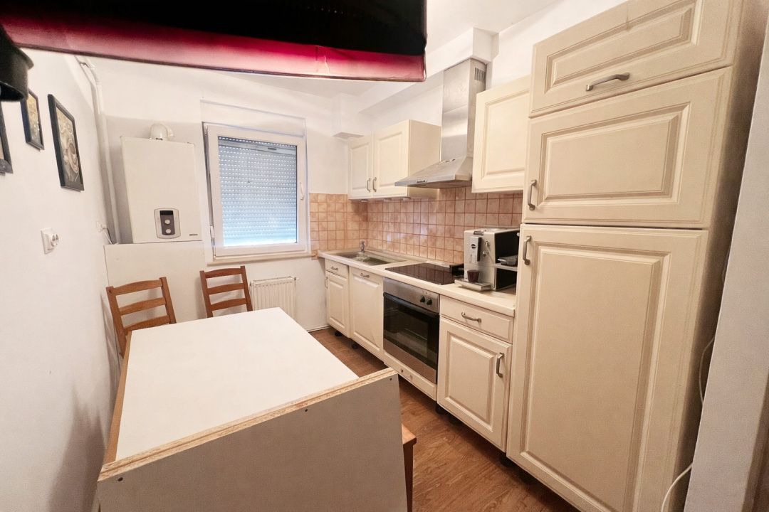 Apartament 2 camere, semidecomandat, cartier Brazda lui Novac, zona piata – fotografia 3 din 6