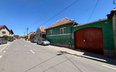 Casă de vânzare cu teren de 700 mp - Boiţa, Sibiu