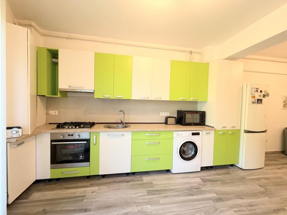 Apartament cu 2 camere de vanzare Zona Europa I Terasa I Loc parcare – fotografia 2 din 17