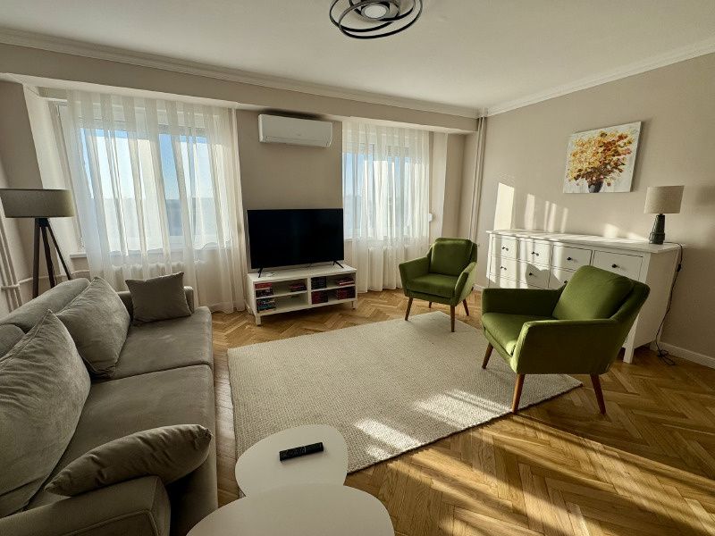 Apart. 4 camere, mobilat și utilat, central, Bloc Stea cu vedere spre Primărie – fotografia 14 din 32