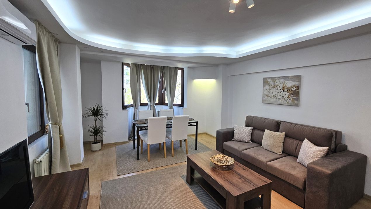 Fully Renovated 1-Bedroom Apartment | Burebista Boulevard/ Alba Iulia Square – fotografia 1 din 19