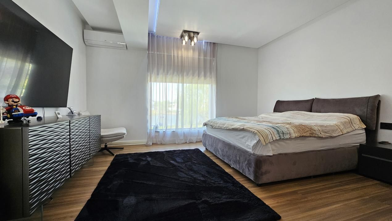 Vilă modernă 4 camere | 190MP | Teren 330MP | Piscină privată & vedere către lac – fotografia 41 din 42