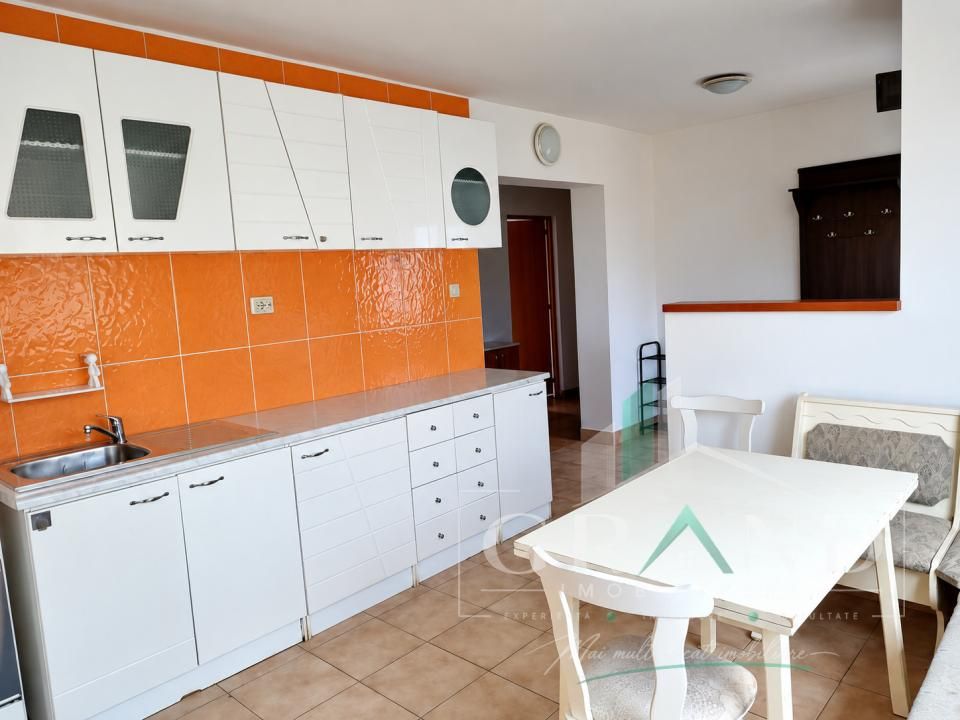 Casa individuală de închiriat | 3 camere | Curte | Terasă | Garaj | Gazon | Jucu – fotografia 1 din 11