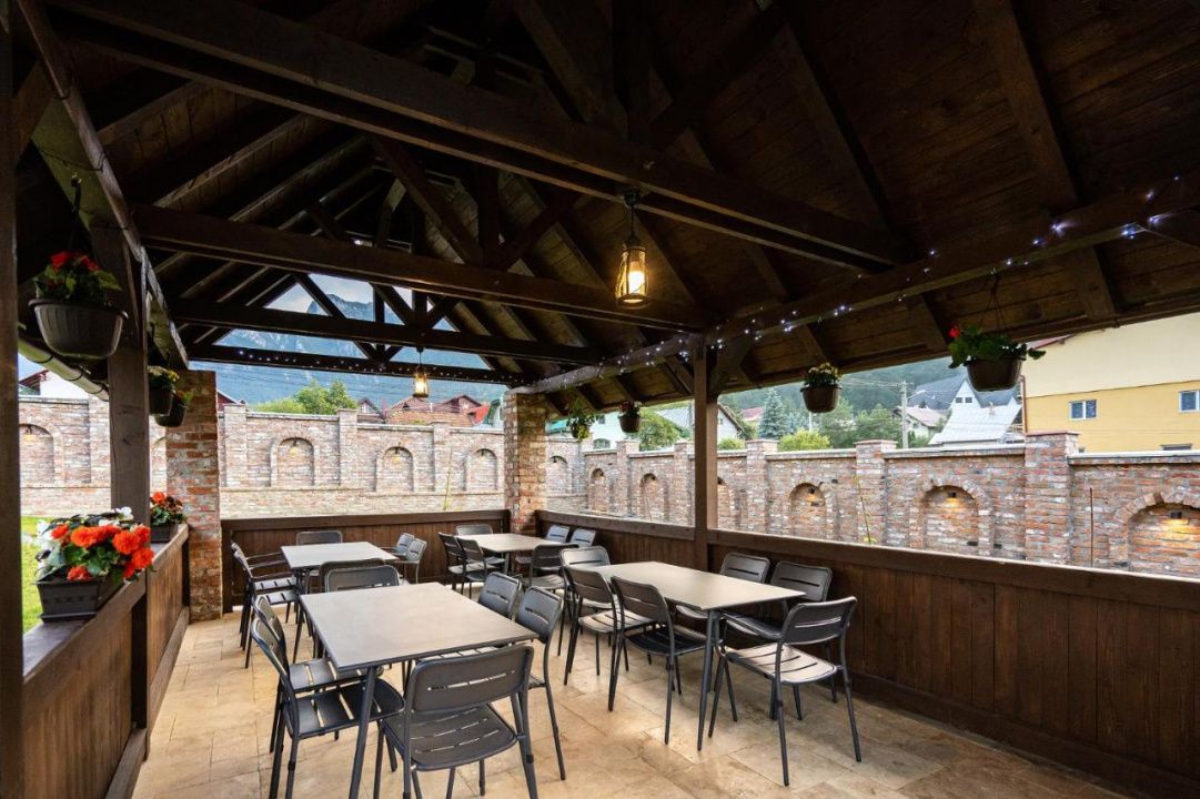 🏡 Vilă turistică de vanzare în Bușteni cu panorama superba catre ⛰️ Caraiman – fotografia 14 din 40
