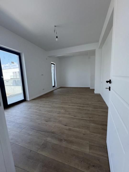 Vilă cu piscină Pipera-Tunari | 145 mp utili | Teren 450 mp | – fotografia 11 din 15
