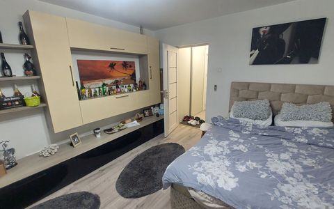 Garsoniera semidecomandata, parter, Cartier Brazda, zona Liceul Titulescu