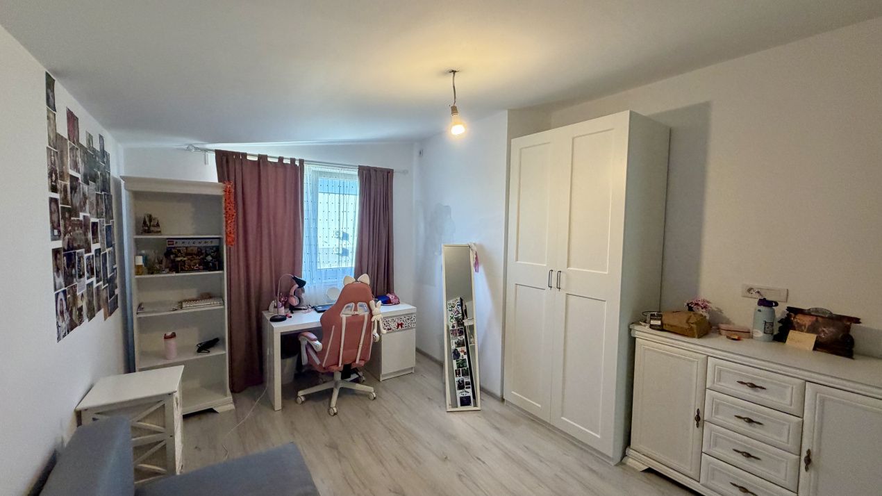 Casa de vânzare în Tunari – 3 dormitoare, curte proprie și 2 locuri de parcare – fotografia 13 din 18