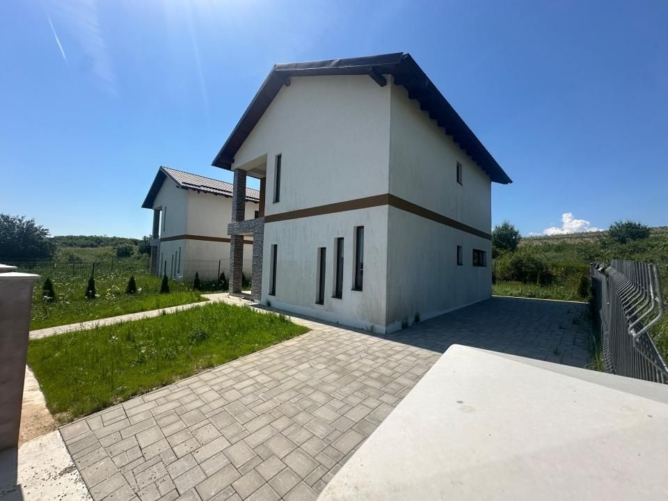 Casă  individuală | 158mp | 300mp teren | intrare Câmpenești – fotografia 2 din 8