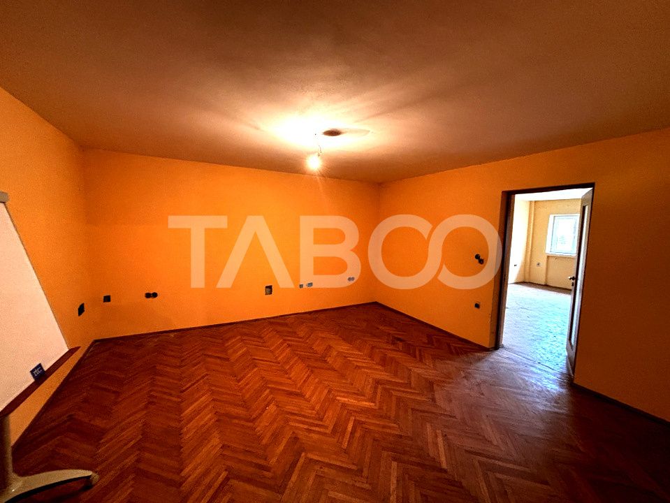 Apartament de vanzare cu 4 camere 110 mp Orasul de Jos Sibiu – fotografia 1 din 12