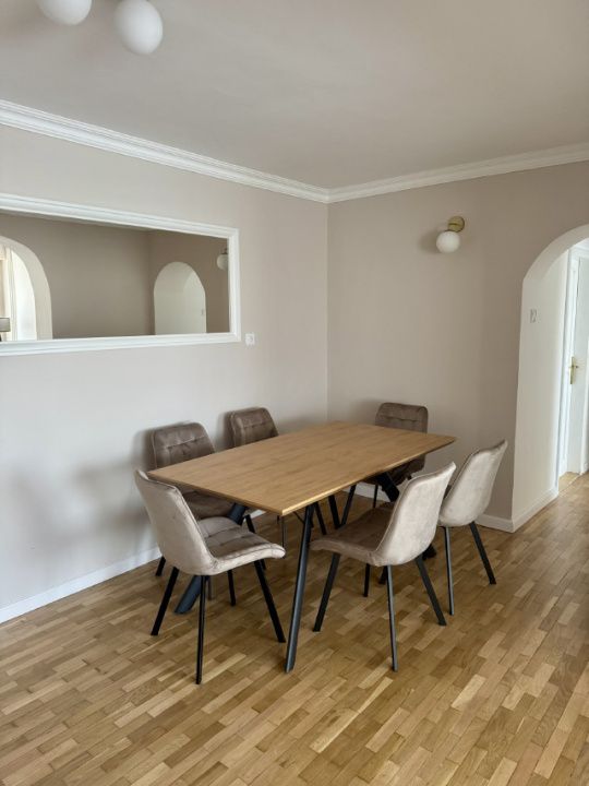 Apart. 4 camere, mobilat și utilat, central, Bloc Stea cu vedere spre Primărie – fotografia 26 din 32