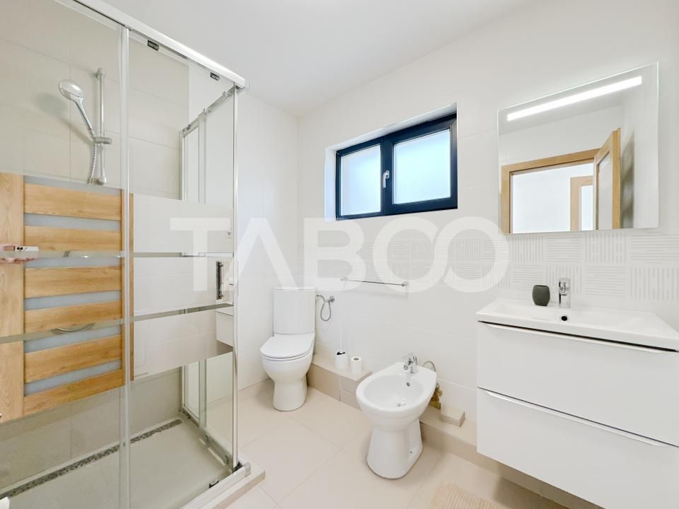 Duplex la cheie de vanzare in cartierul Europa cu teren 310 mp – fotografia 13 din 18