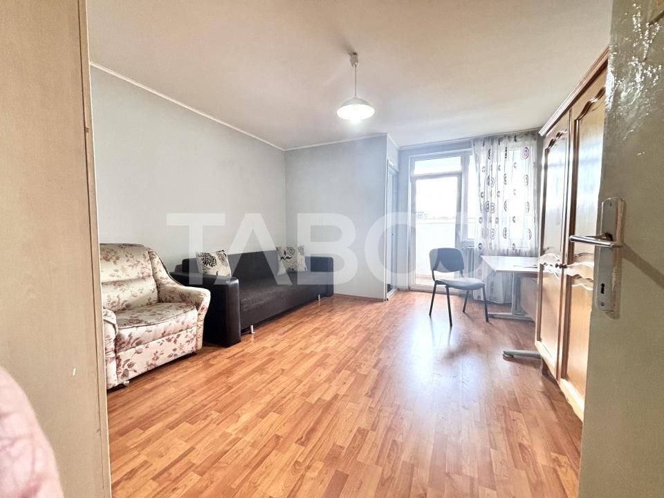 Garsoniera de vanzare finisata la cheie in cartierul Marasti – fotografia 1 din 5