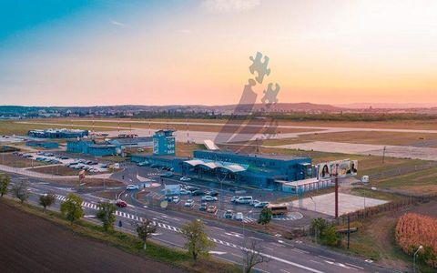 Teren industrial de vanzare, zona Aeroportului, Oradea, Bihor, Romania