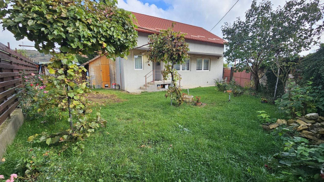 Casa individuala de vanzare, mobilata, Suceagu, Baciu! – fotografia 1 din 16