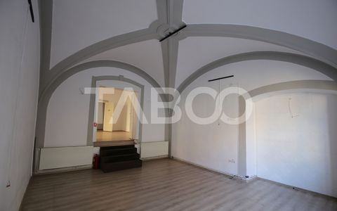 Spatiu comercial de inchiriat in zona Centrala 75mpu Sibiu