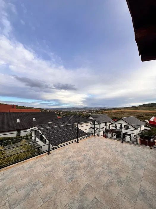 Casă individuală 150 mp utili + 550 mp teren | Terasă panoramică 20 mp | Iris – fotografia 5 din 8