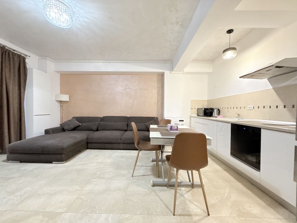 Apartament de inchiriat cu 2 camere in prima linie Stefan Building – fotografia 2 din 9