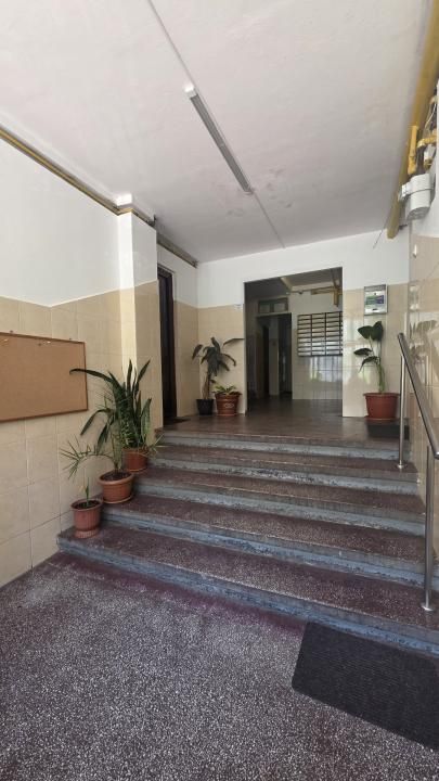 2 camere – Str. Murgeni - Titan - Basarabia - Bloc 1992 – fotografia 18 din 19
