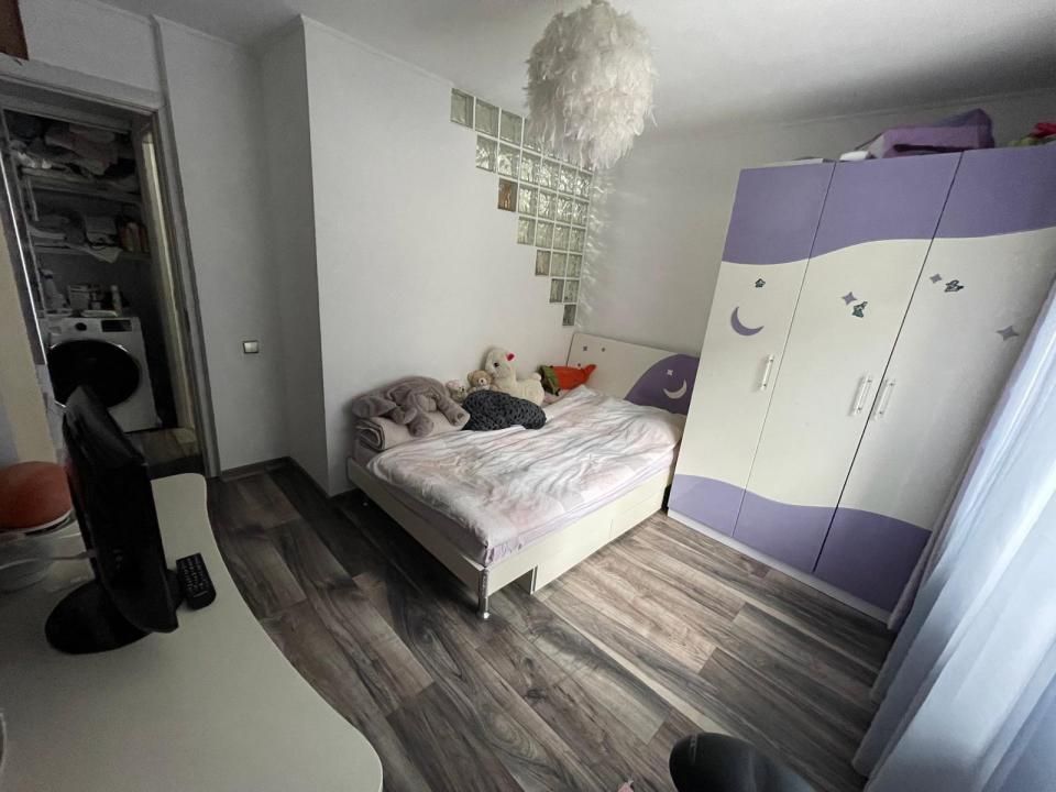 Apartament 4 camere de vânzare parter zona Ostroveni Rm Vâlcea – fotografia 3 din 17