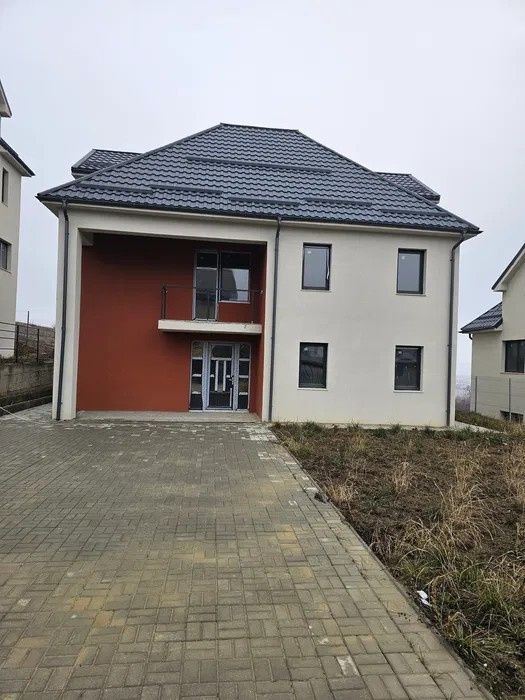 Casa individuala Dezmir, 180mp utili, 450mp teren – fotografia 1 din 16