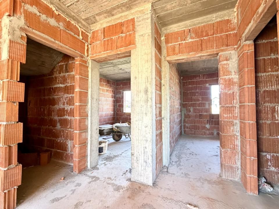Casa individuala cu 4 camere, 100 mp utili, 372 mp teren - Sanandrei – fotografia 6 din 10